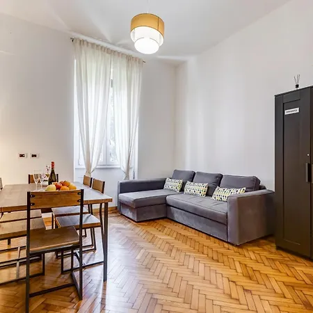 Clodio Luxury Home-2